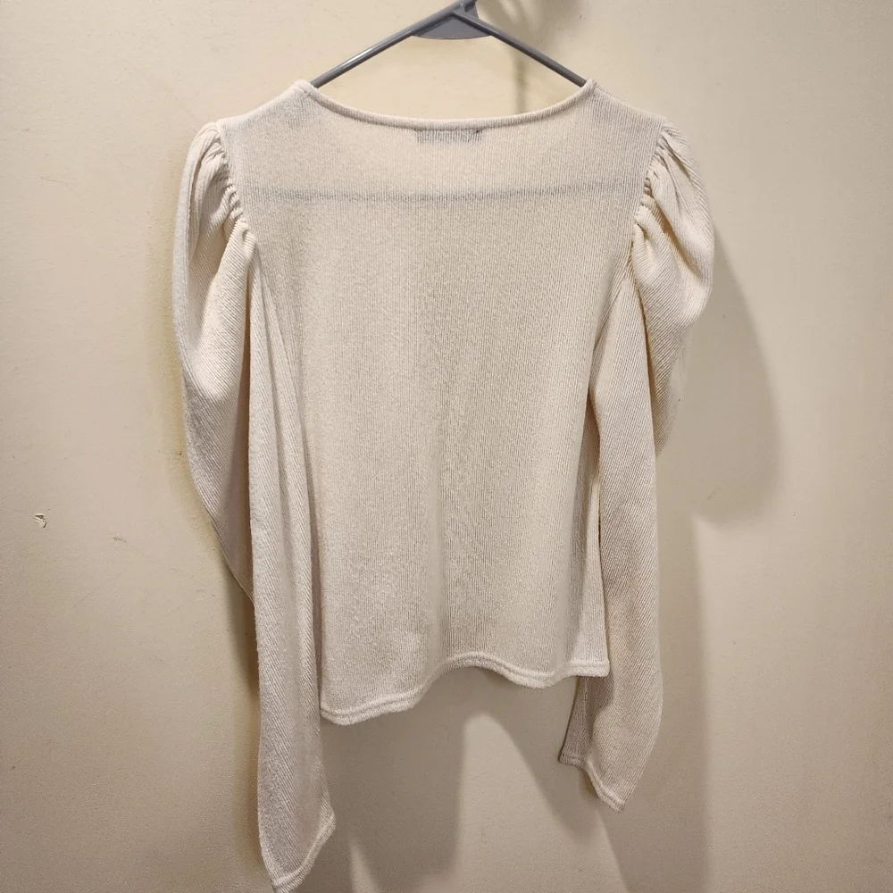 ZARA Cream Puff long sleeves Casual Top Size M